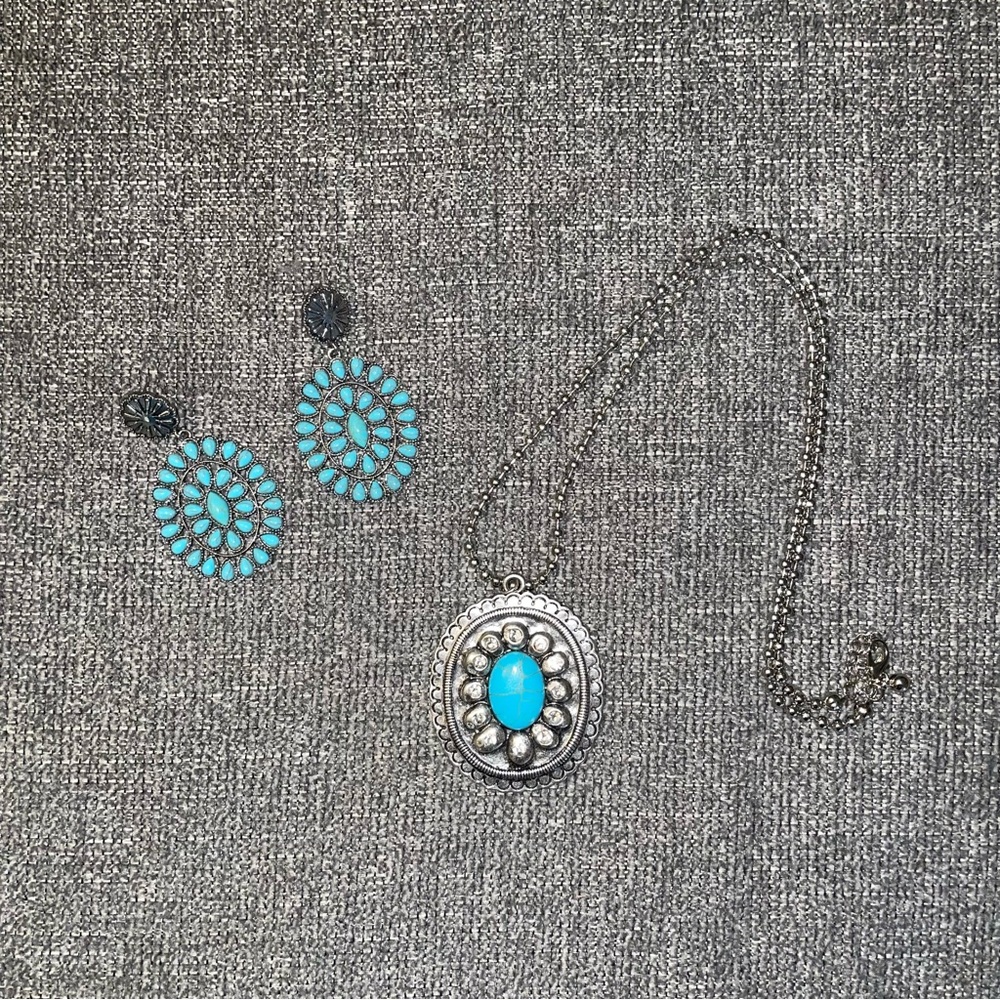 Turquoise and Silver Western Fashion Jewelry Set